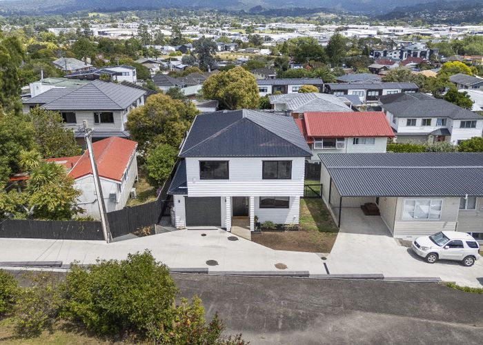  at 16B James Laurie Street, Henderson, Waitakere City, Auckland