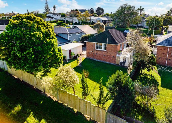  at 30 Weybridge Crescent, Glen Innes, Auckland City, Auckland