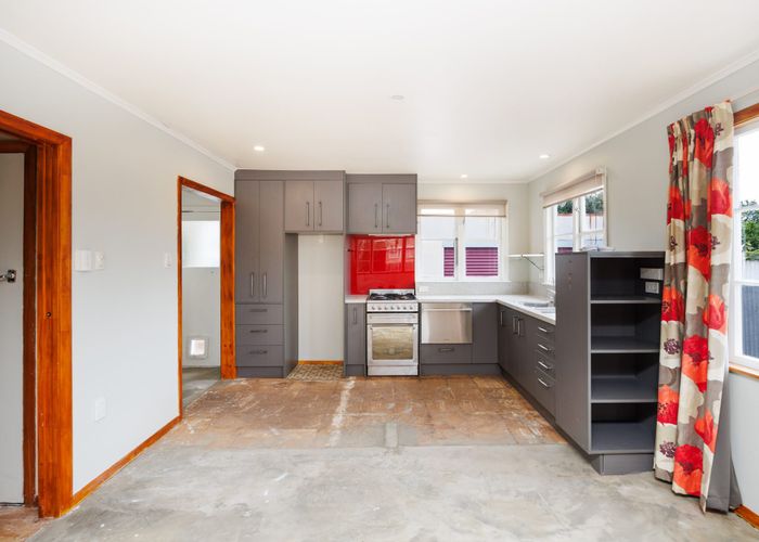  at 8 Duff Crescent, Highbury, Palmerston North