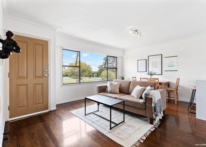  at 1/3 Rathlin Street, Blockhouse Bay, Auckland