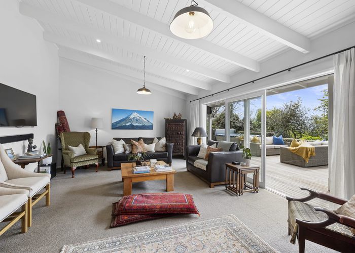  at 10A Sequoia Grove, Merrilands, New Plymouth