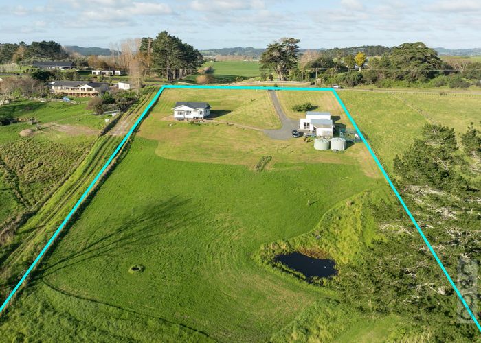  at 100 Evans Road, South Head, Rodney, Auckland