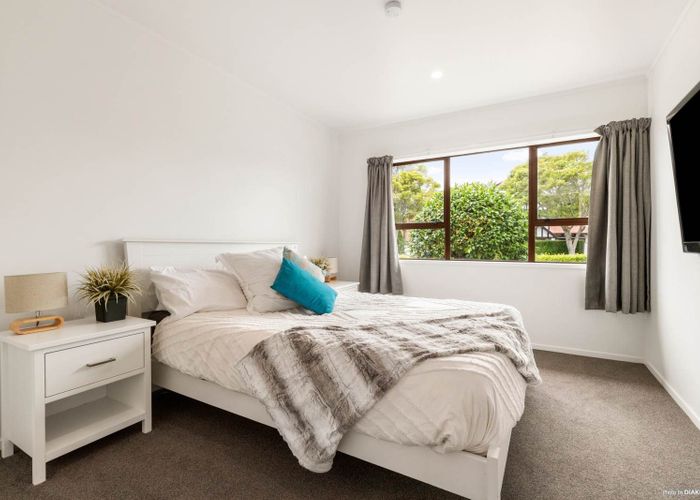  at 112 Racecourse Road, Waiuku, Waiuku