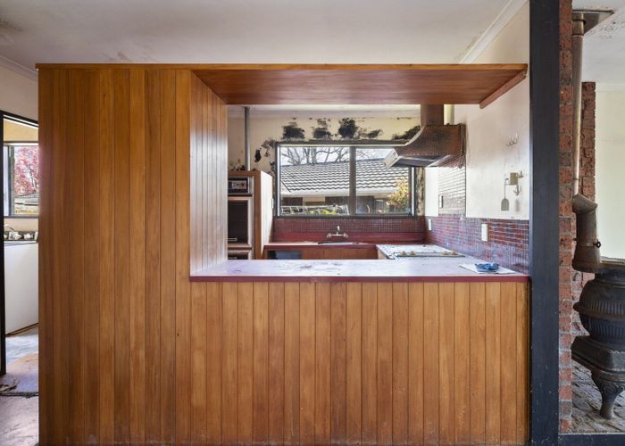  at 4 Caulfield Place, Awapuni, Palmerston North