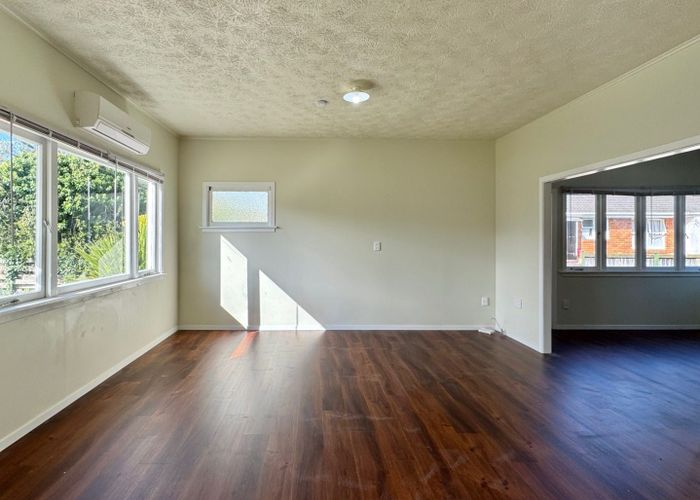  at 8A Hill Road, Papatoetoe, Manukau City, Auckland