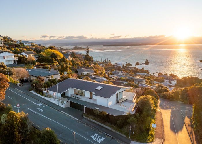  at 82 Princes Drive, Britannia Heights, Nelson, Nelson / Tasman