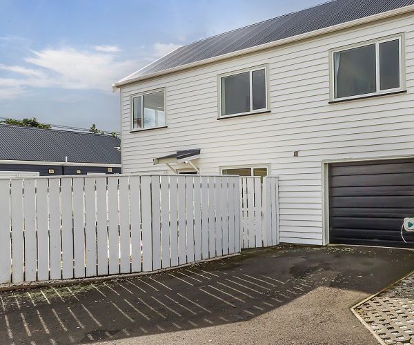  at 403A Broadway, Miramar, Wellington