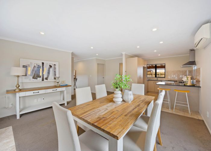  at 18 Andover Way, Goodwood Heights, Manukau City, Auckland