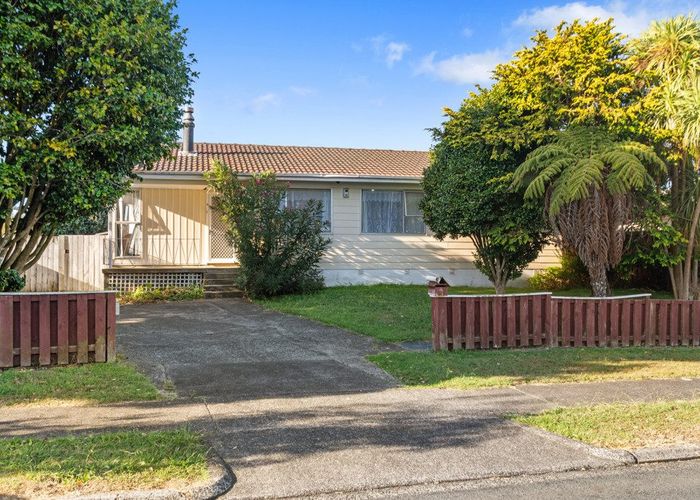  at 64 Sunlands Drive, Manurewa, Manukau City, Auckland
