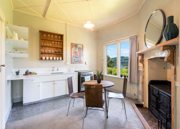 at 18 Wanaka Street, Ravensbourne, Dunedin