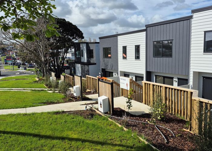  at 75 Vincent Street, Howick, Manukau City, Auckland