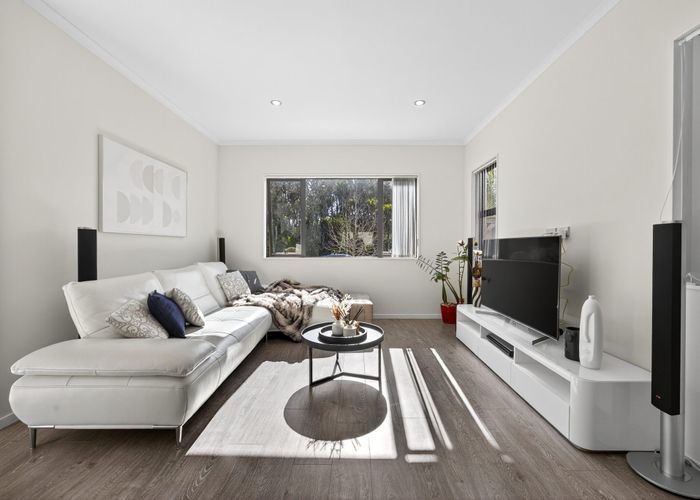  at 63 Silvana Drive, Mission Heights, Manukau City, Auckland