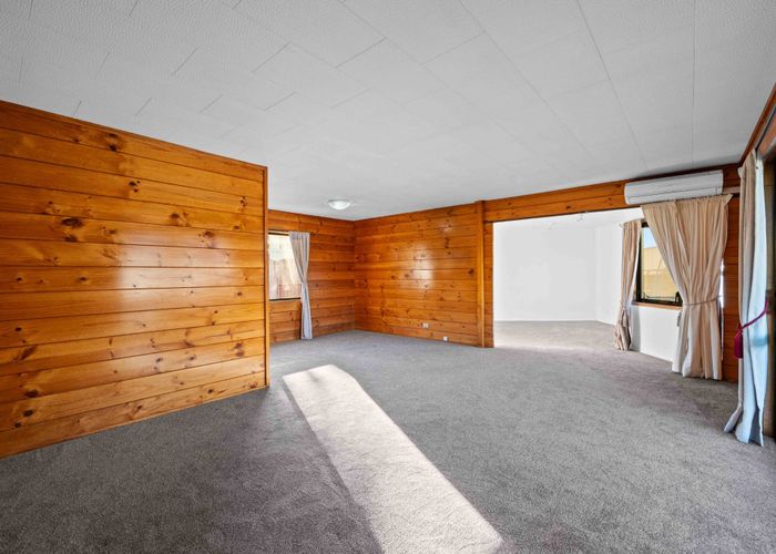  at 1/29 Beaubank Road, Kelston, Auckland