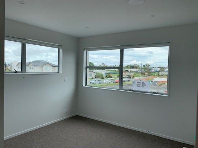  at 4 Kawe Marie Lane, Conifer Grove, Papakura, Auckland