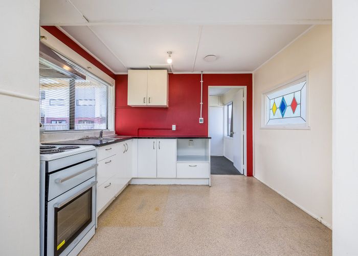  at 725 Massey Road, Mangere, Manukau City, Auckland