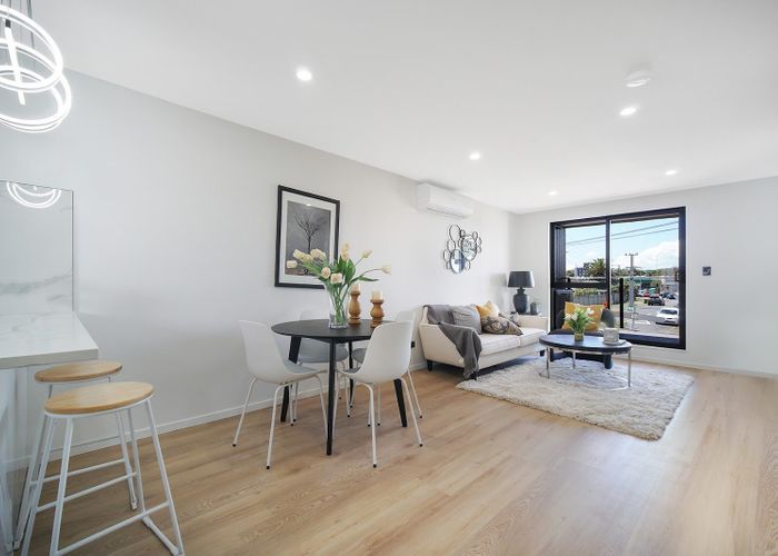  at 2/26 Dale Crescent, Pakuranga, Manukau City, Auckland