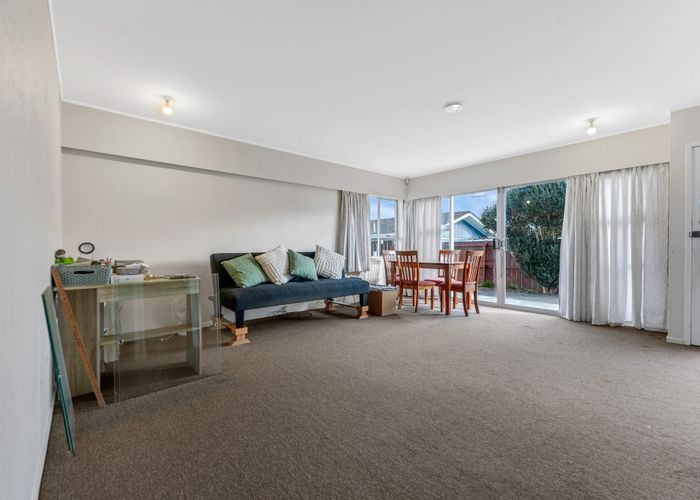  at 4/27 South Street, Papakura, Papakura, Auckland