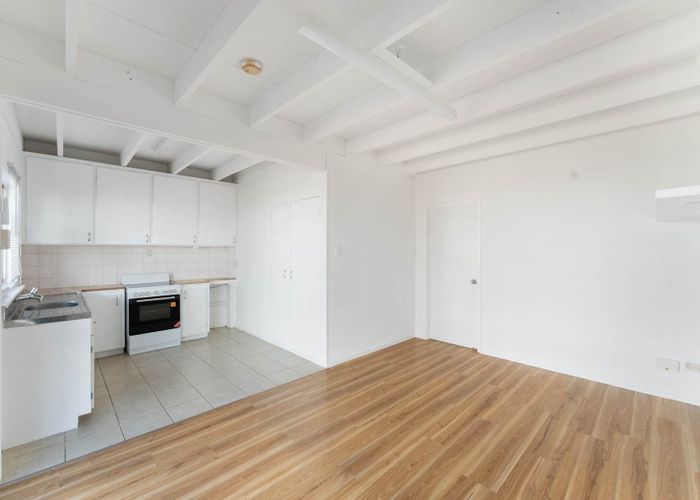  at 1/23 Hillcrest Avenue, Hillcrest, North Shore City, Auckland