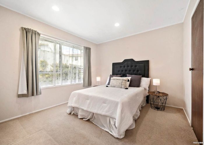  at 11b Lancelot Place, Glenfield, North Shore City, Auckland