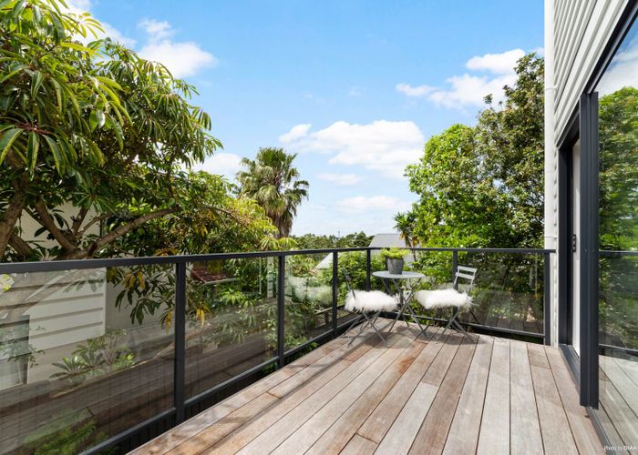  at 1/254 Onewa Road, Birkenhead, Auckland