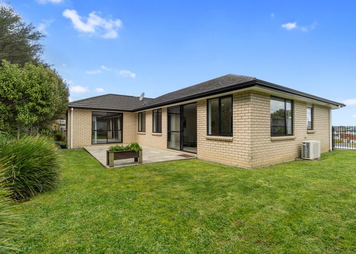  at 14 Patatee Terrace, Baverstock, Hamilton, Waikato