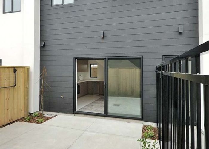  at 2/307 Madras St, City Centre, Christchurch City, Canterbury