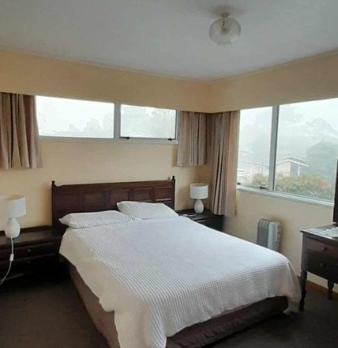  at 2 Lansdowne Crescent, Glenview, Hamilton, Waikato