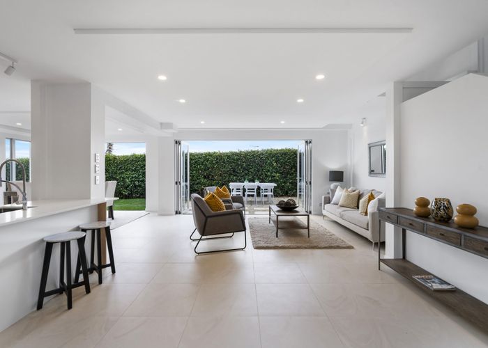  at 3A Mayall Avenue, Beach Haven, North Shore City, Auckland