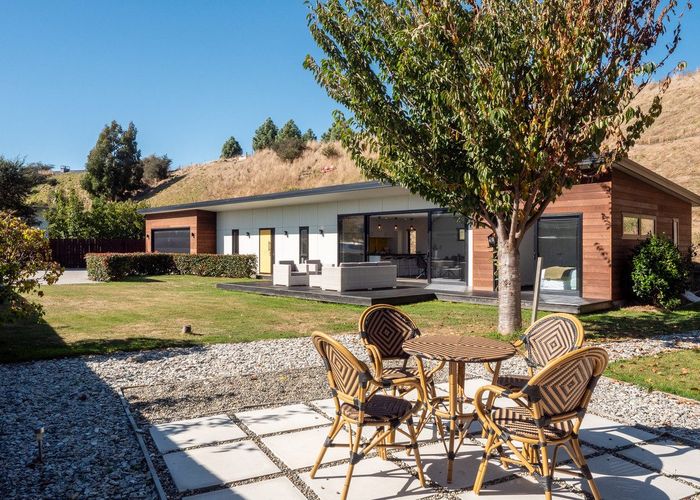  at 72 Risinghurst Terrace, Lower Shotover, Lower Shotover