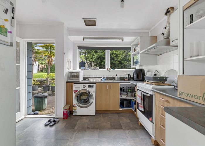  at 3 Harford Place, Pakuranga Heights, Auckland
