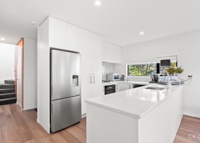  at 1/51 Kings Crescent, Lower Hutt, Lower Hutt, Wellington