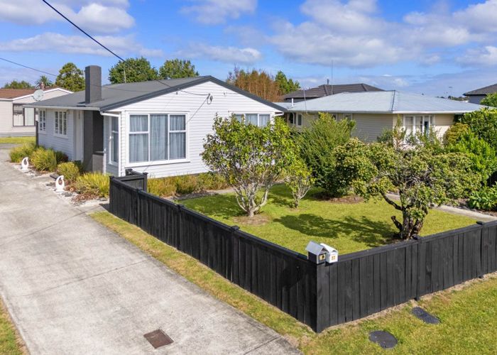  at 22 Kirrie Avenue, Te Atatu South, Waitakere City, Auckland