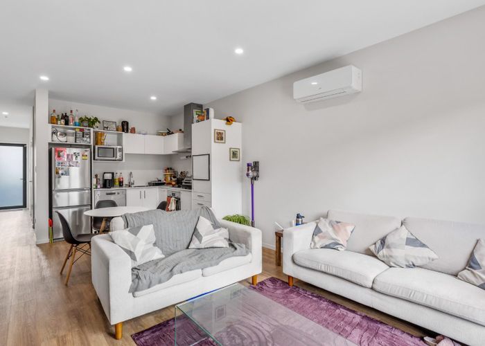  at 68 Tahere Road, Totara Park, Manukau City, Auckland