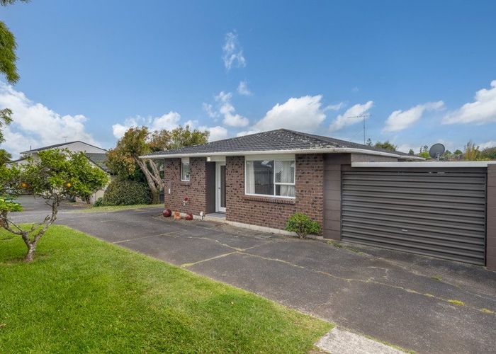  at 1/28 Highland Park Drive, Highland Park, Auckland