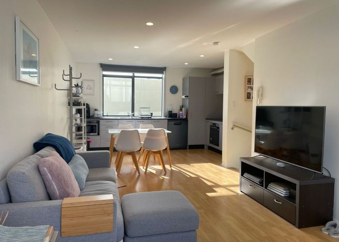  at 127P Queens Rd, Panmure, Auckland City, Auckland