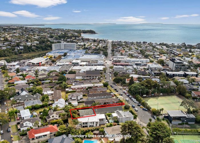  at 3/15 Dodson Avenue, Milford, Auckland