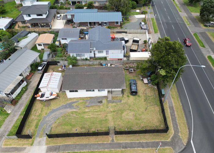  at 1 Becker Drive, Weymouth, Manukau City, Auckland