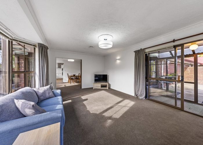  at 3 Greystoke Lane, Avonhead, Christchurch City, Canterbury