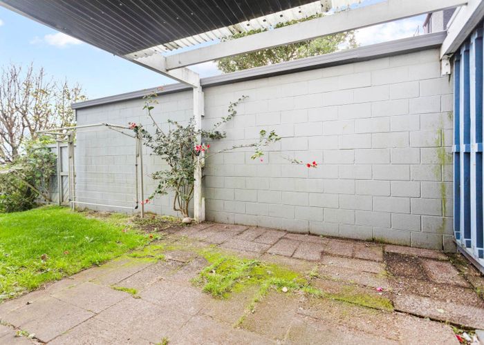  at 2/24A Landscape Road, Mount Eden, Auckland City, Auckland