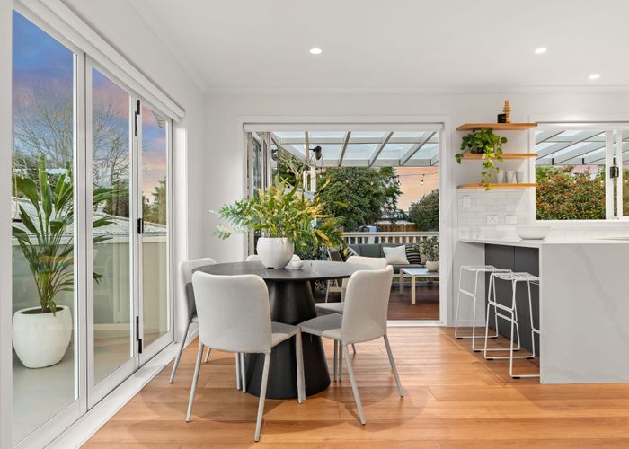  at 2 Hamilton Place, Glenfield, North Shore City, Auckland