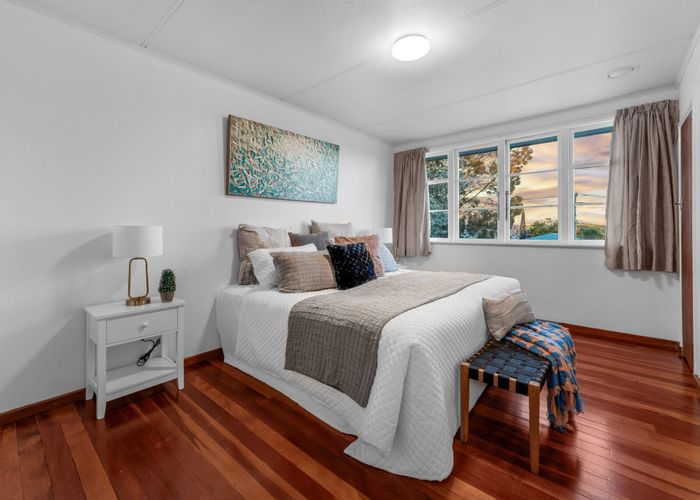  at 32 Price Crescent, Mount Wellington, Auckland