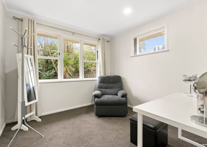  at 1/56 Archers Road, Glenfield, North Shore City, Auckland