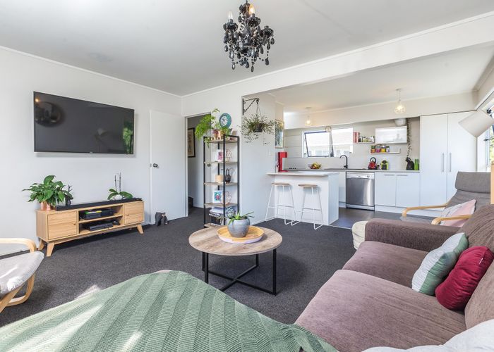  at 1/61 Simon Ellice Drive, Bayview, Auckland