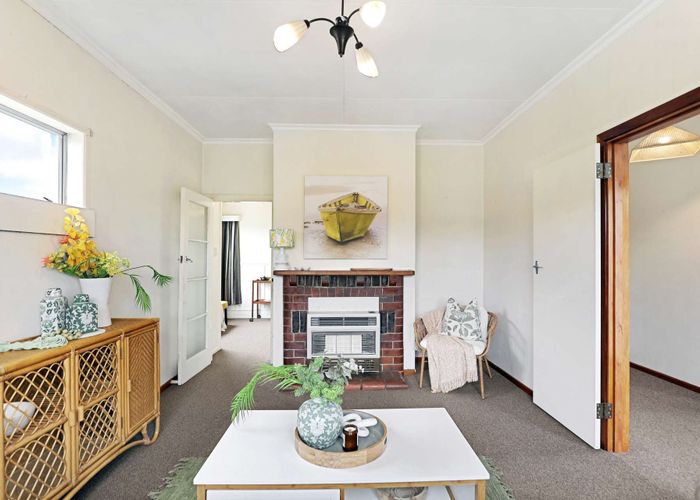  at 15 Burton Avenue, Whanganui East, Whanganui