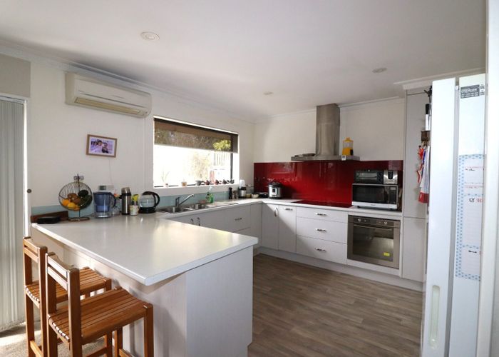  at 2/30C Greers Road, Ilam, Christchurch City, Canterbury
