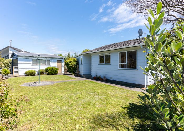  at 117 Mark Avenue, Grenada Village, Wellington