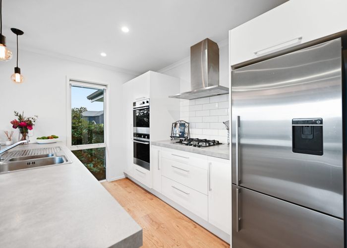  at 7 Bourke Drive, Cambridge, Cambridge