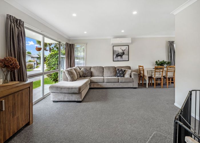  at 25 Pinedale Parade, Milson, Palmerston North, Manawatu / Whanganui