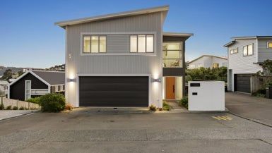 at 12 Lakshmi Place, Khandallah, Wellington