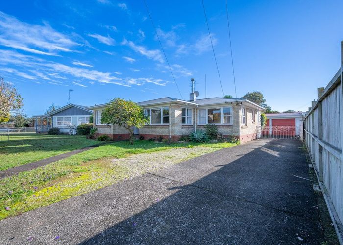  at 71 Rosehill Drive, Rosehill, Papakura, Auckland